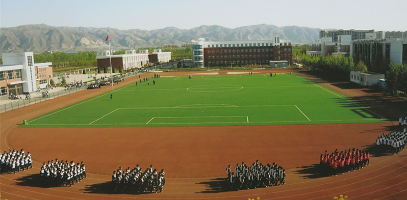 学生跑操